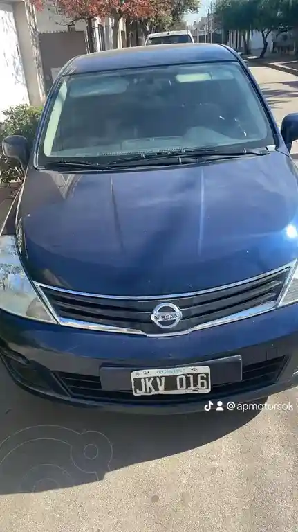 Nissan Tiida Visia  2010 - foto 1
