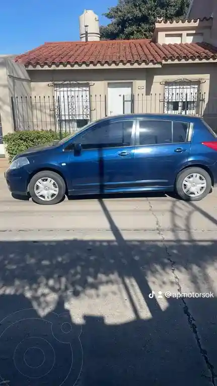 Nissan Tiida Visia  2010 - foto 2