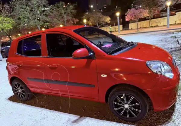 Kia Picanto Ex (1086 Cc) 2010 - foto 1