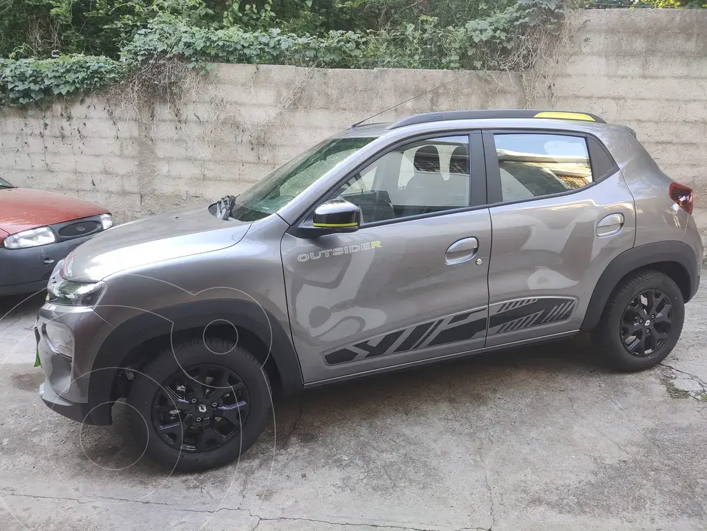 Renault Kwid Iconic Outsider (999 Cc) 2025 - foto 3