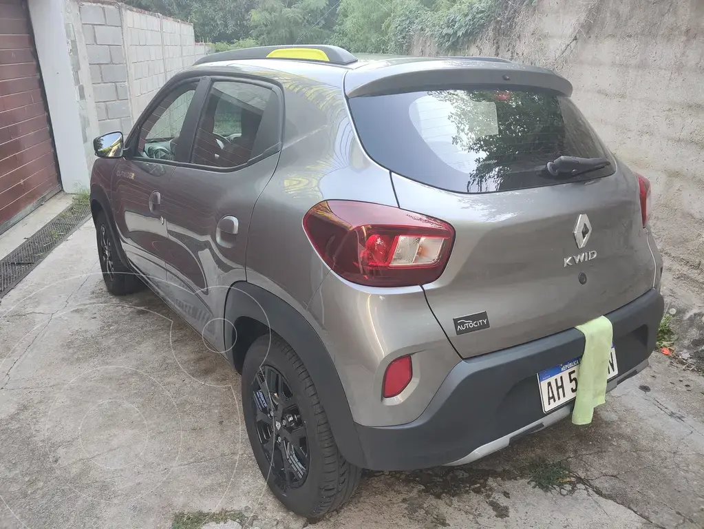 Renault Kwid Iconic Outsider (999 Cc) 2025 - foto 4