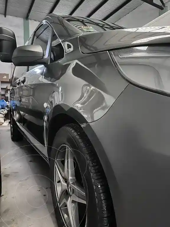 Mercedes-Benz Vito Furgón Mixto 111 Cdi  2016 - foto 3