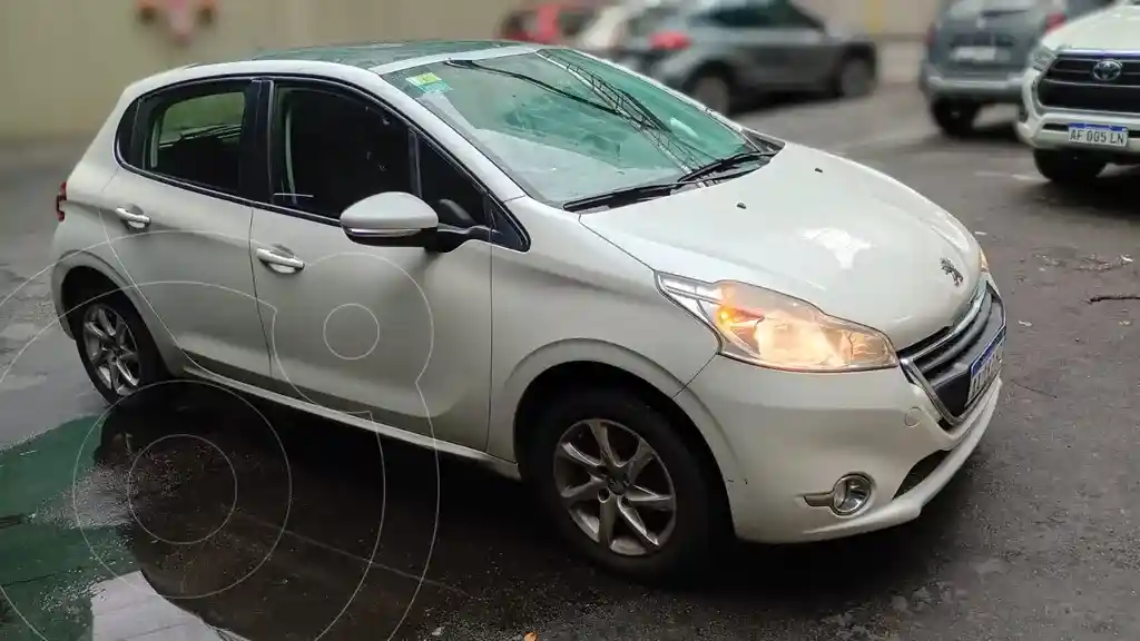 Peugeot 208 Allure 1.6  2016 - foto 1