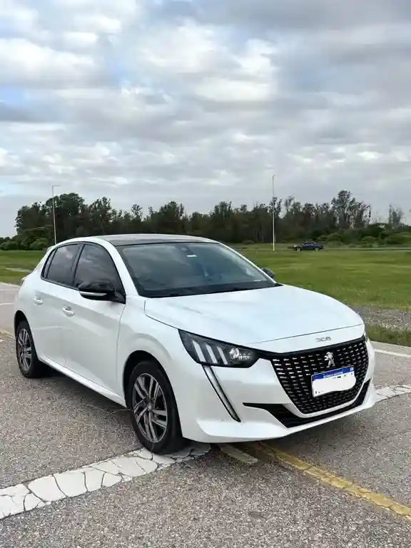 Peugeot 208 Feline 1.6 Tiptronic  2022 - foto 2