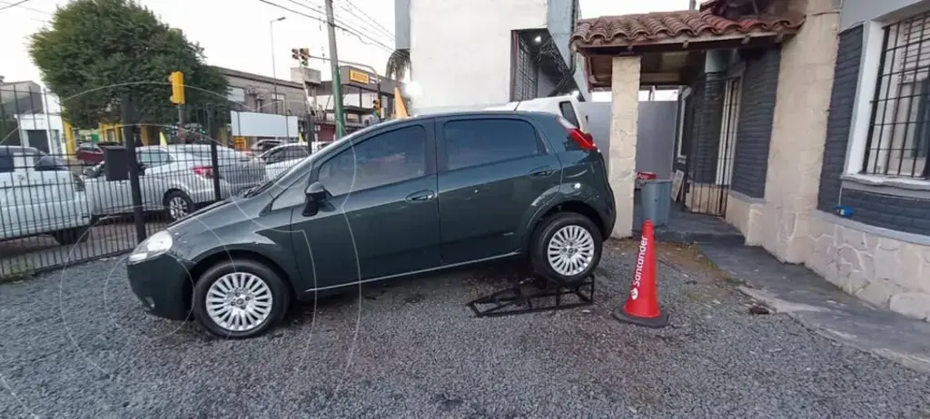 Fiat Punto 5P 1.4 Attractive (1368 Cc) 2012 - foto 3