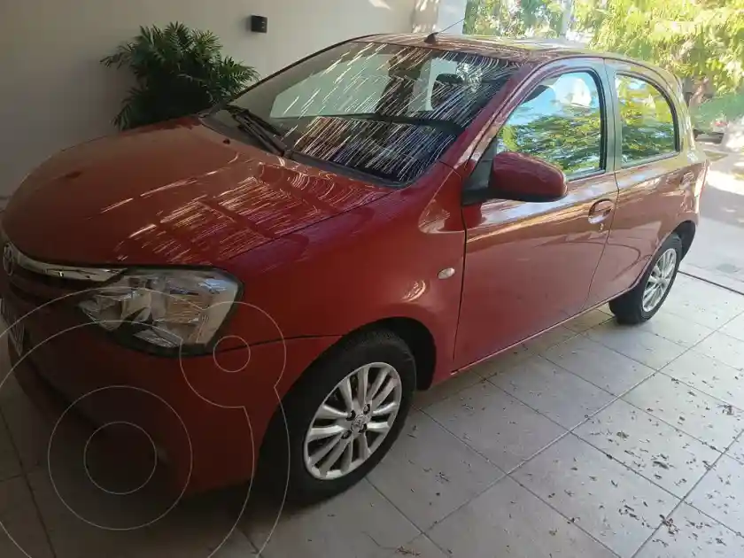 Toyota Etios Hatchback Xls  2014 - foto 1