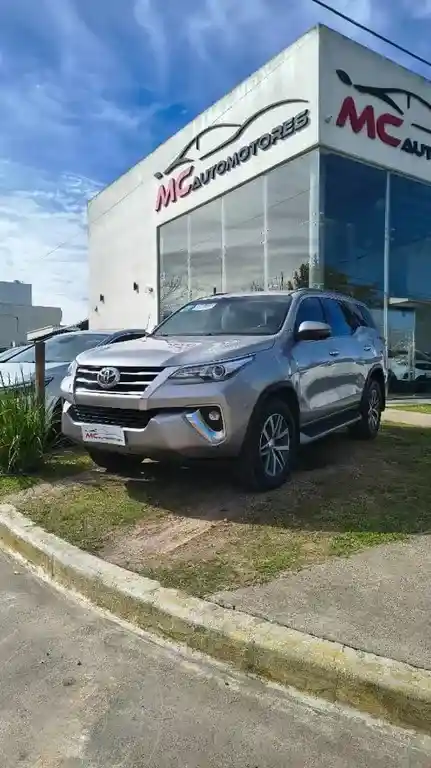 Toyota Sw4 Hilux Sw4 Tdi Srx Aut         L/16  2018 - foto 1