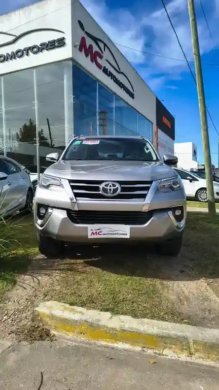 Toyota Sw4 Hilux Sw4 Tdi Srx Aut         L/16  2018 - foto 4