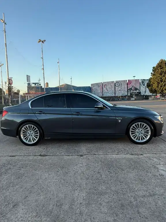 BMW Serie 2013 - foto 1