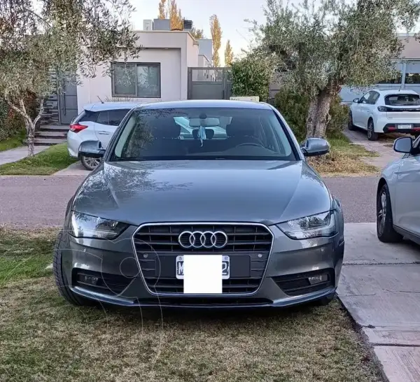 Audi A4 2013 - foto 1