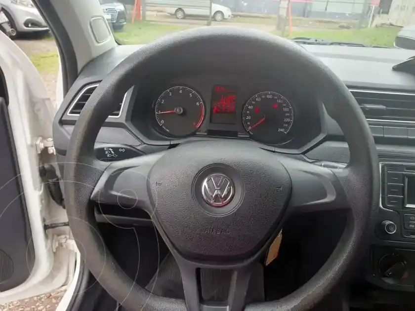 Volkswagen Golf Gol 1.6 5 P Trendline         L/19  2019 - foto 5