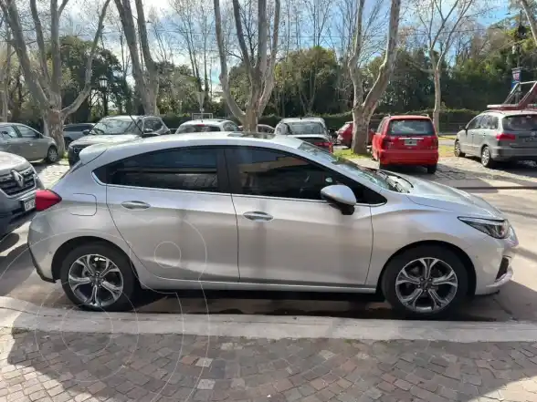 Chevrolet Cruze 5 Premier Aut  2022 - foto 2