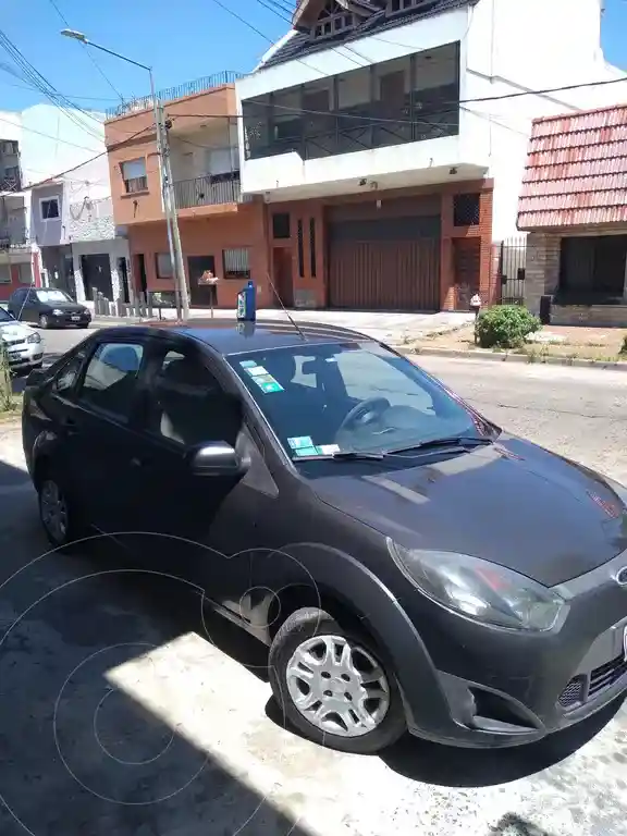 Ford Fiesta Max Ambiente  2011 - foto 2