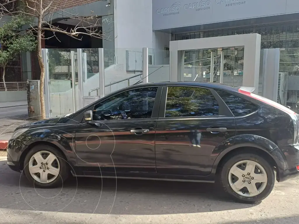 Ford Focus 5P 1.6L Style (1600 Cc) 2010 - foto 5