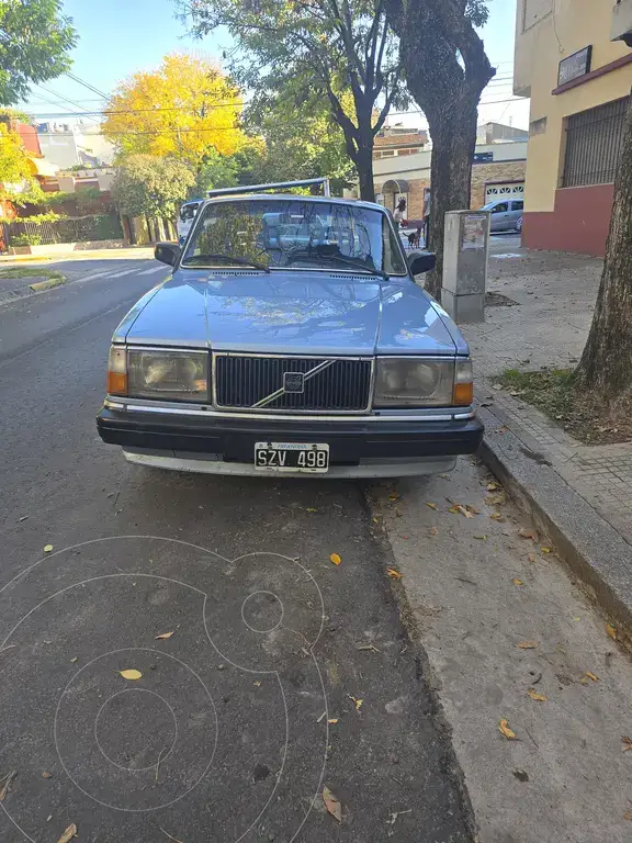 Volvo S40 1991 - foto 1