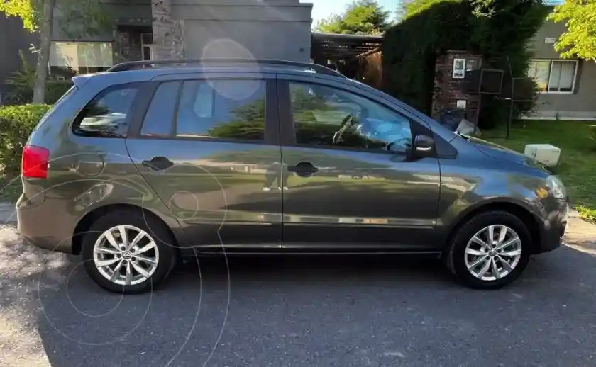 Volkswagen Suran 1.6 Trendline  2013 - foto 1