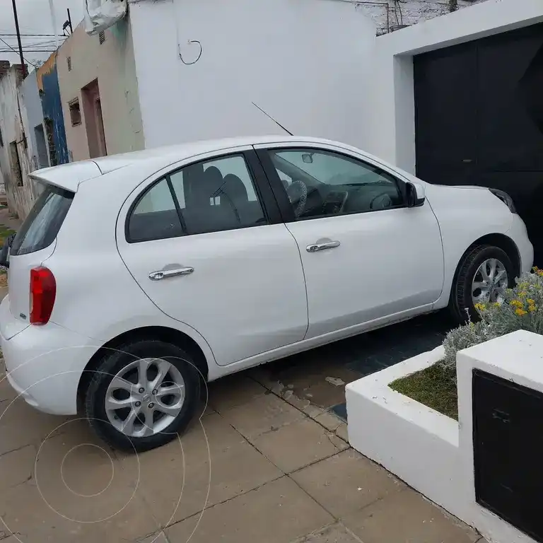 Nissan March Active  2015 - foto 2