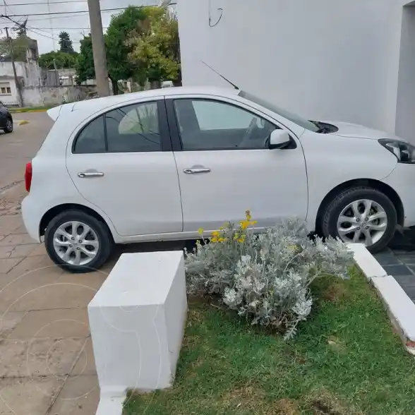 Nissan March Active  2015 - foto 4