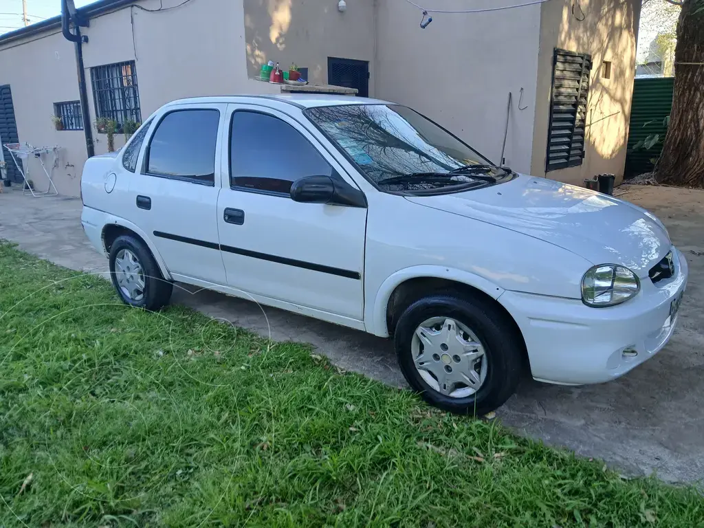 Chevrolet Corsa Classic 4P 1.6 (1598 Cc) 2008 - foto 3