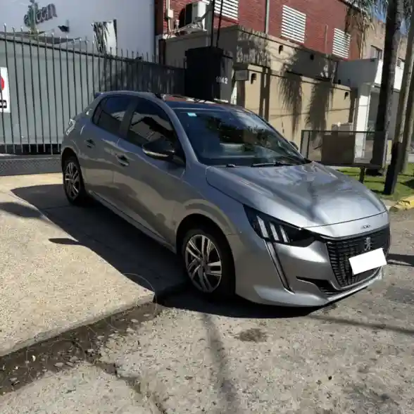 Peugeot 208 Feline 1.6 Tiptronic  2022 - foto 3