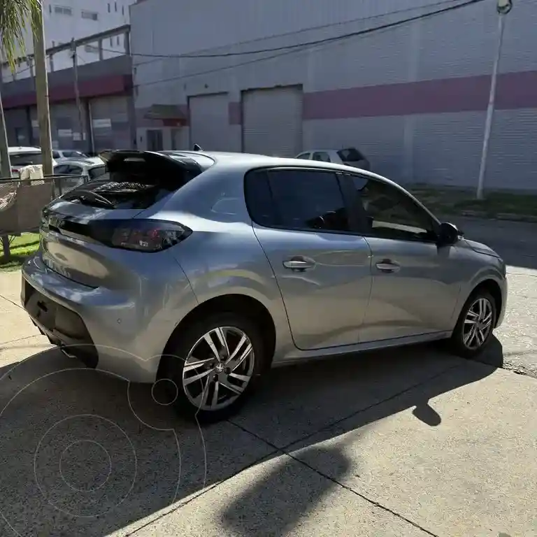 Peugeot 208 Feline 1.6 Tiptronic  2022 - foto 4