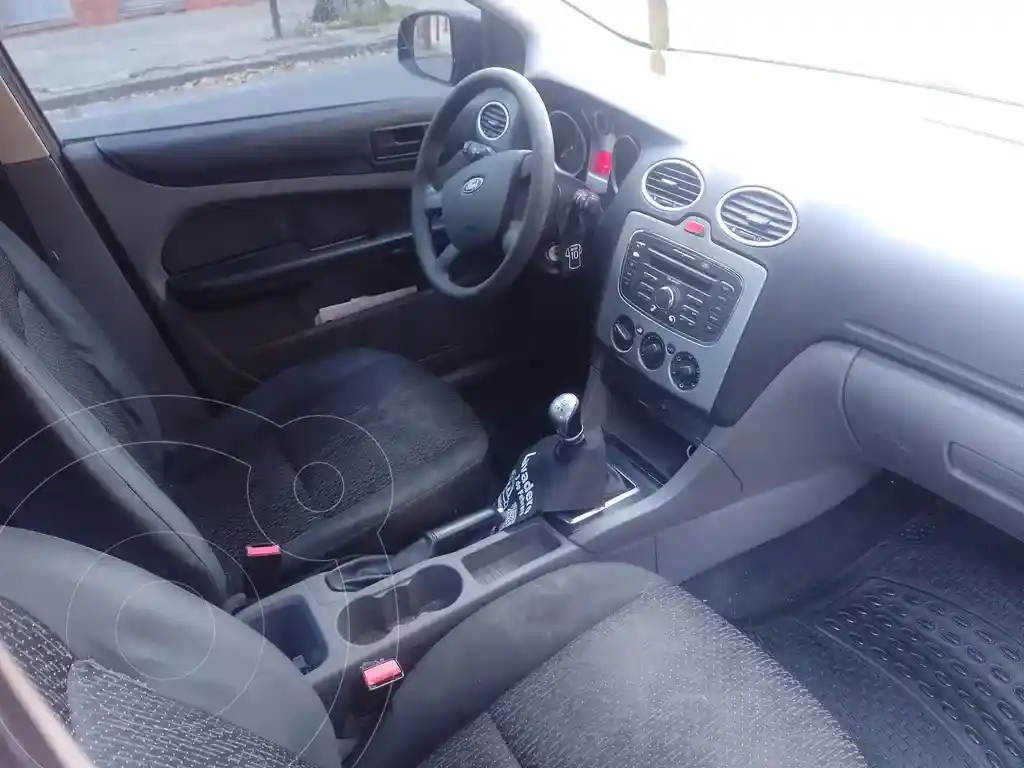 Ford Focus Sedán 1.6L S  2012 - foto 3