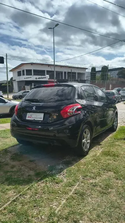 Peugeot 208 208 1.5 5P Allure 2014 - foto 3
