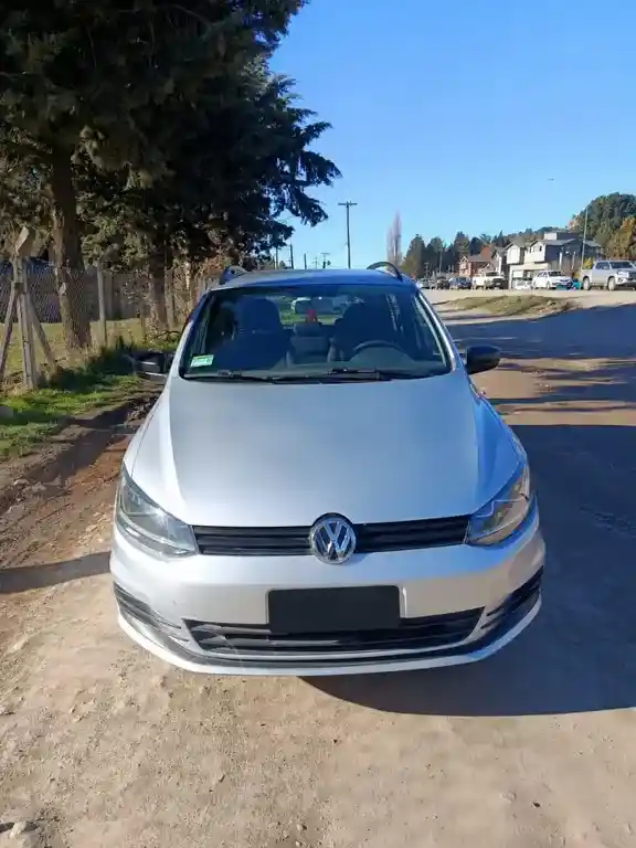 Volkswagen Suran 1.6 Comfortline  2015 - foto 3