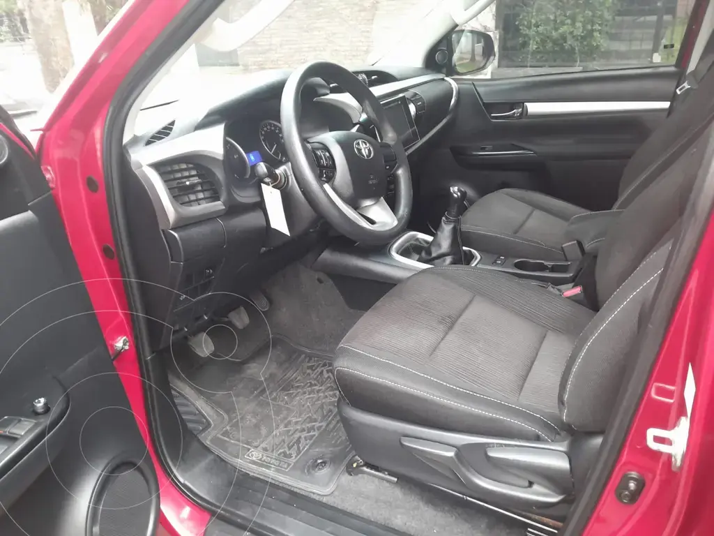Toyota Hilux 2.4 4X2 Sr Tdi Dc (2393 Cc) 2019 - foto 3