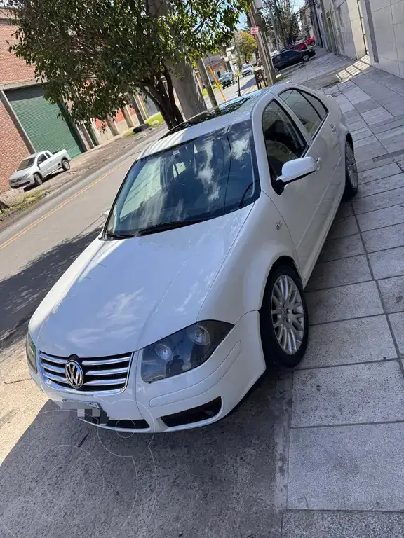 Volkswagen Bora 1.8 T Highline (1781 Cc) 2014 - foto 1
