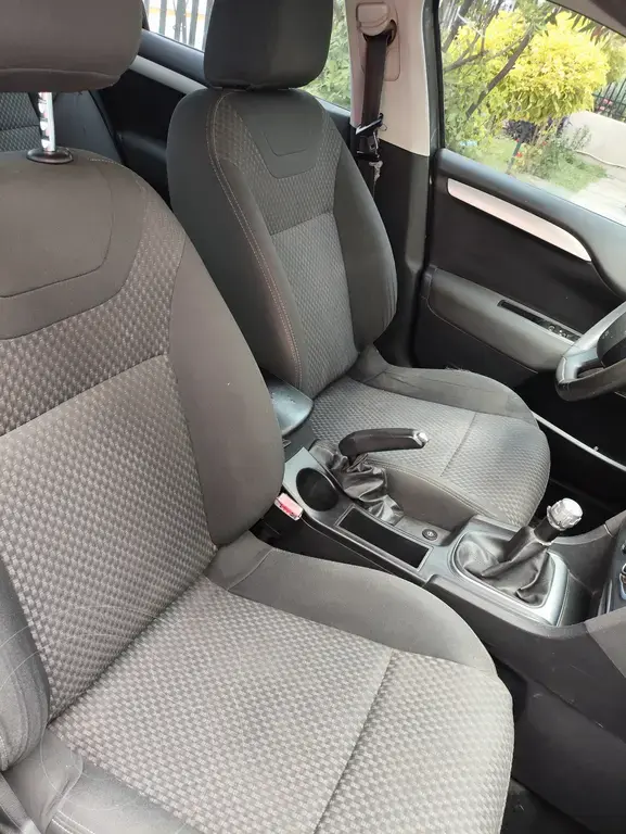 Citroën C4 Lounge 2.0 Tendance (1998 Cc) 2014 - foto 4