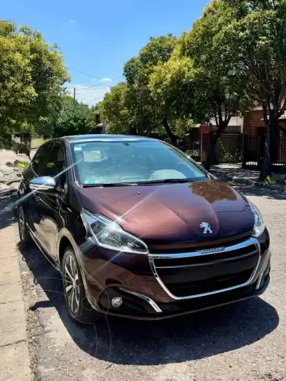 Peugeot 208 Allure 1.6  2017 - foto 3