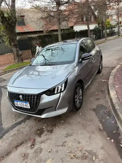 Peugeot 208 Feline 1.6 Tiptronic  2024 - foto 3