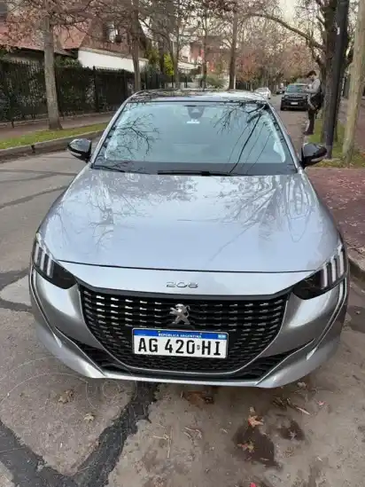 Peugeot 208 Feline 1.6 Tiptronic  2024 - foto 4
