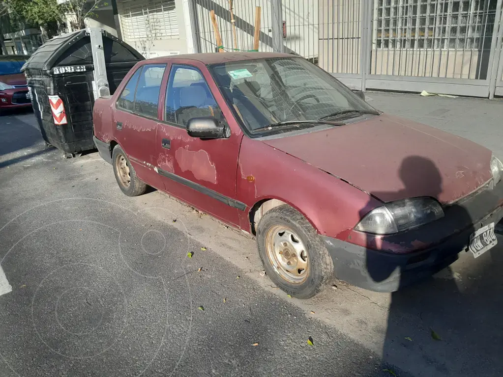 Suzuki Swift 4P 1.3 Gl (N/D) 1993 - foto 2
