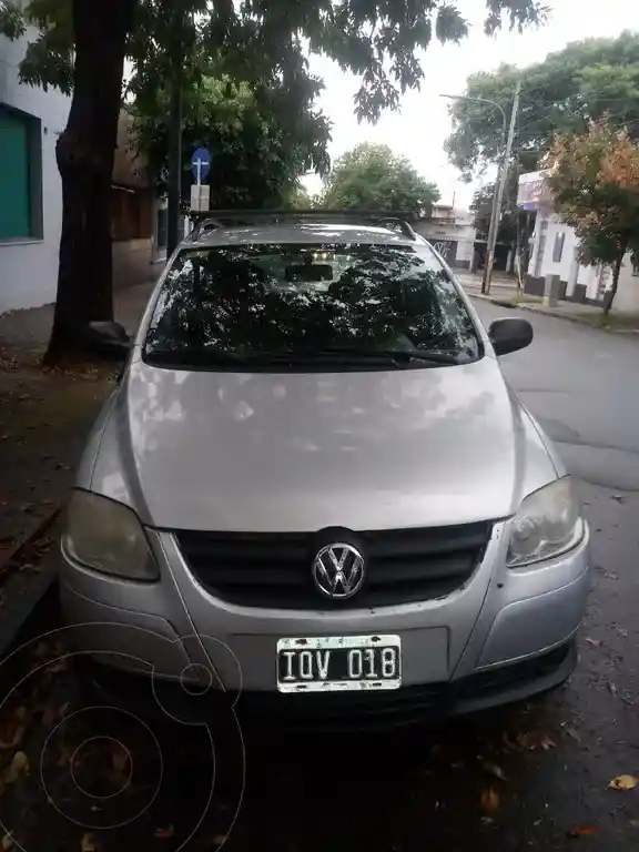 Volkswagen Suran 1.6 Comfortline  2010 - foto 2