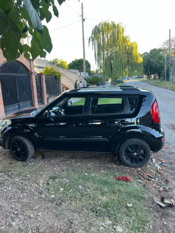 Kia Soul Classic (1591 Cc) 2013 - foto 5