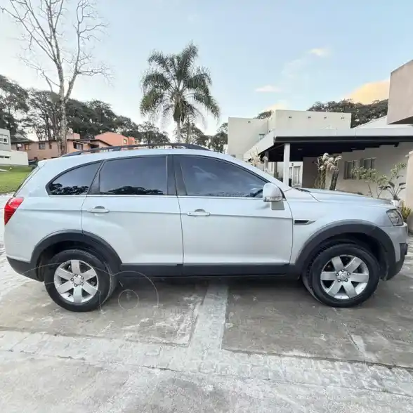 Chevrolet Captiva Ls 4X2  2014 - foto 3