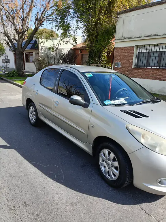 Peugeot 207 Compact 1.4 Quicksilver 5P (1360 Cc) 2010 - foto 3