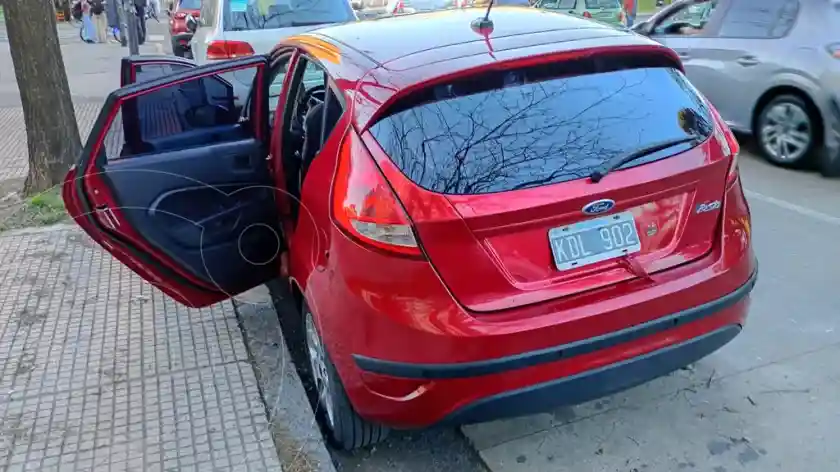 Ford Fiesta Kinetic Titanium  2011 - foto 2