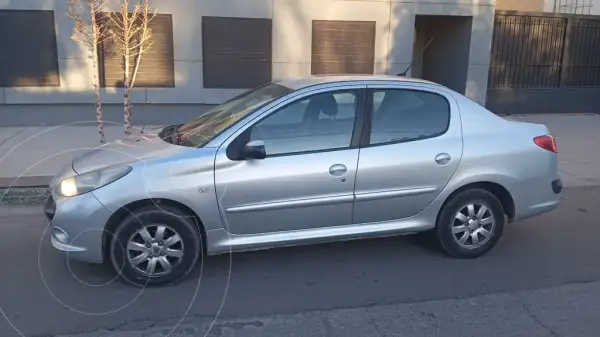 Peugeot 207 Compact Sedán 1.4 Hdi Xs 4P (1360 Cc) 2011 - foto 1