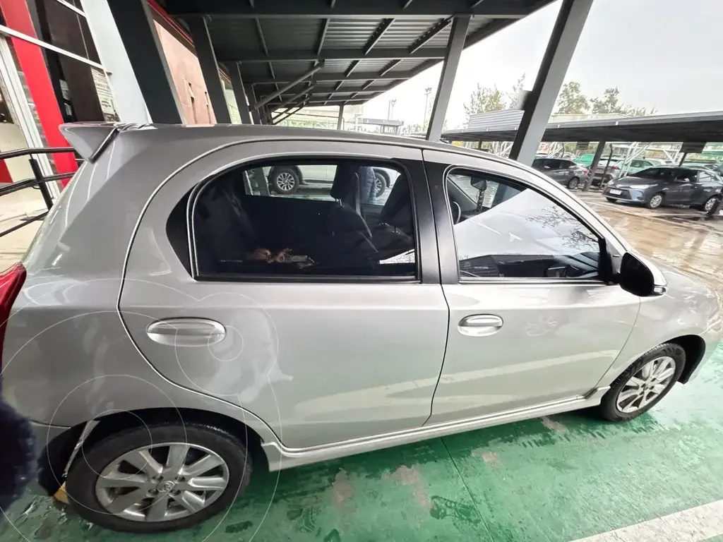 Toyota Etios Sedán Xls Aut 2016/17 (1496 Cc) 2017 - foto 4