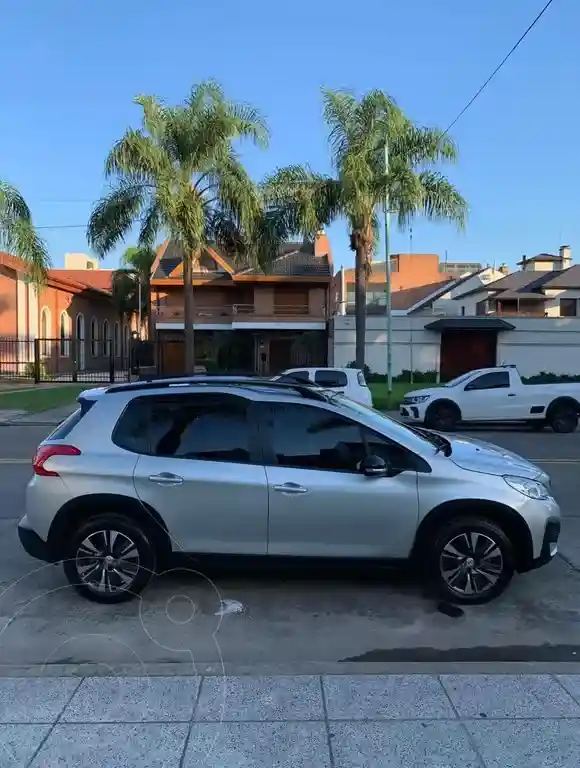 Peugeot 2008 Feline Tiptronic  2022 - foto 1