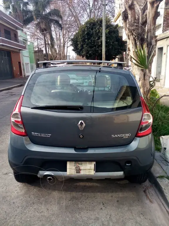 Renault Sandero Stepway 1.6 Confort (1598 Cc) 2009 - foto 2
