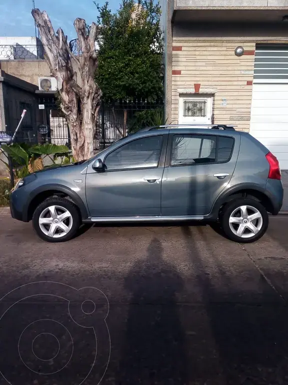 Renault Sandero Stepway 1.6 Confort (1598 Cc) 2009 - foto 4