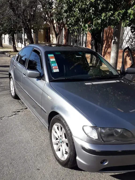Bmw Serie 3 Sedán 320I (1997 Cc) 2005 - foto 2