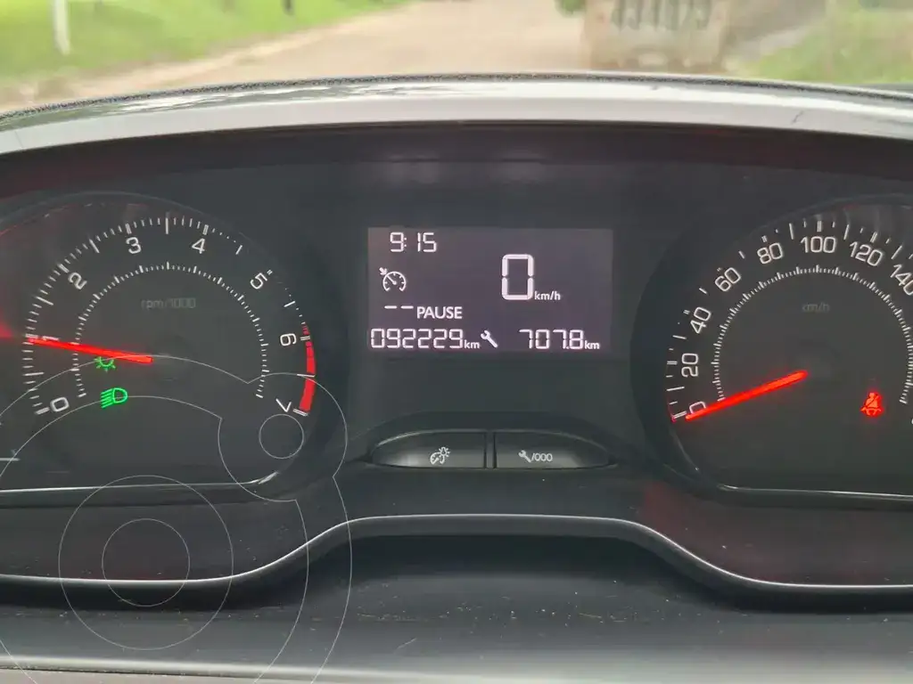 Peugeot 208 Allure 1.6 Aut Nav  2017 - foto 3