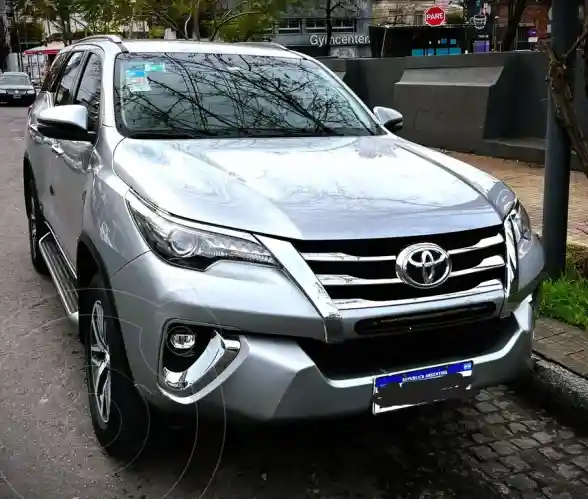 Toyota Sw4 Srx 2.8 Tdi 7A Aut  2019 - foto 2
