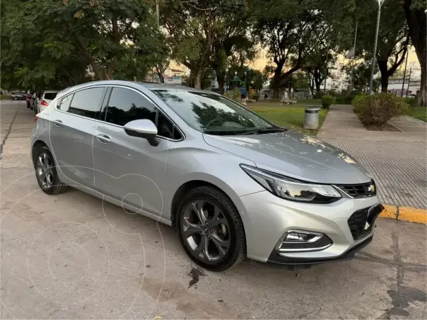 Chevrolet Cruze 2017 - foto 1