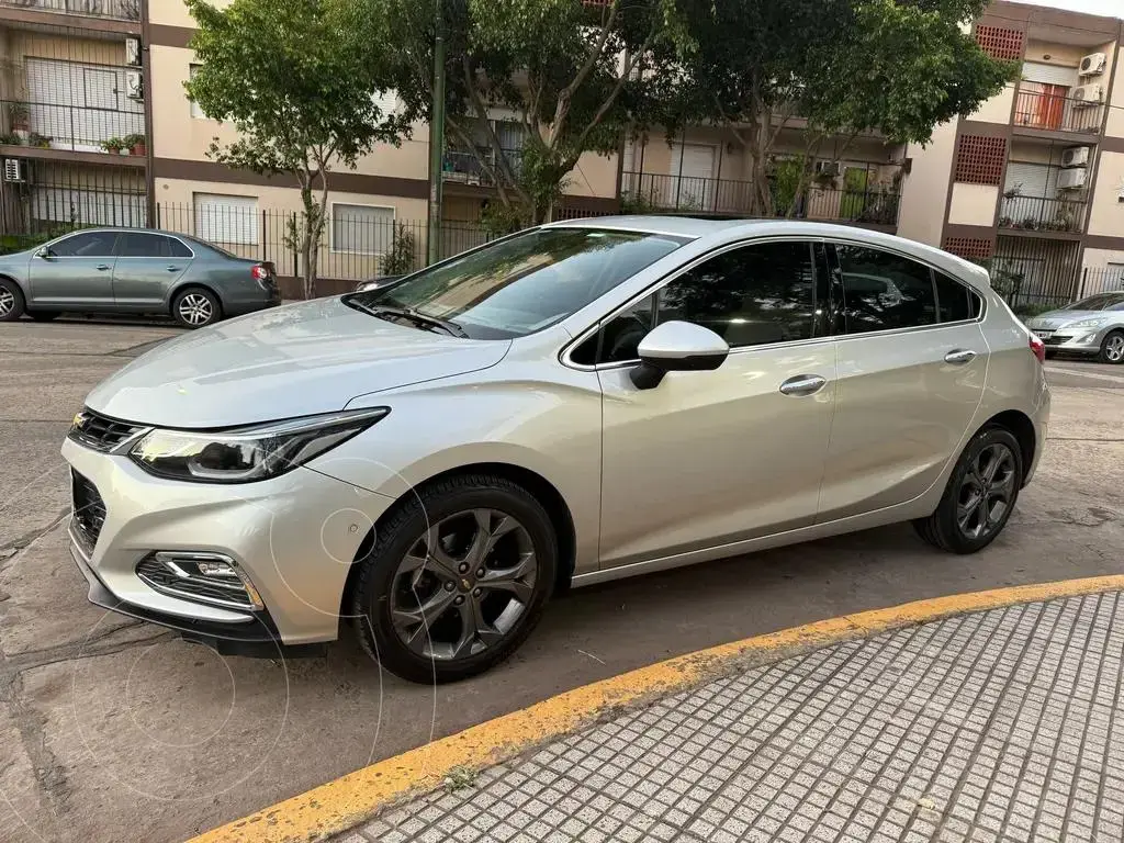 Chevrolet Cruze 5 Ltz + Aut (1399 Cc) 2017 - foto 4